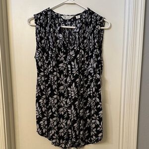 Cafe Marrakesh Elegant Black and White Floral Sleeveless Blouse